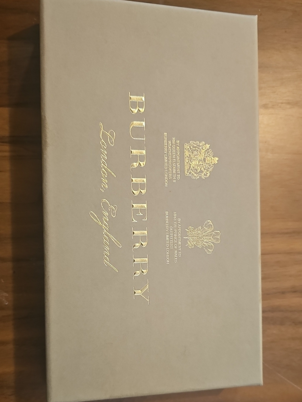 Gift Box Bundle CARTIER, GUCCI, BURBERRY & TIFFANY'S - Picture 8 of 8
